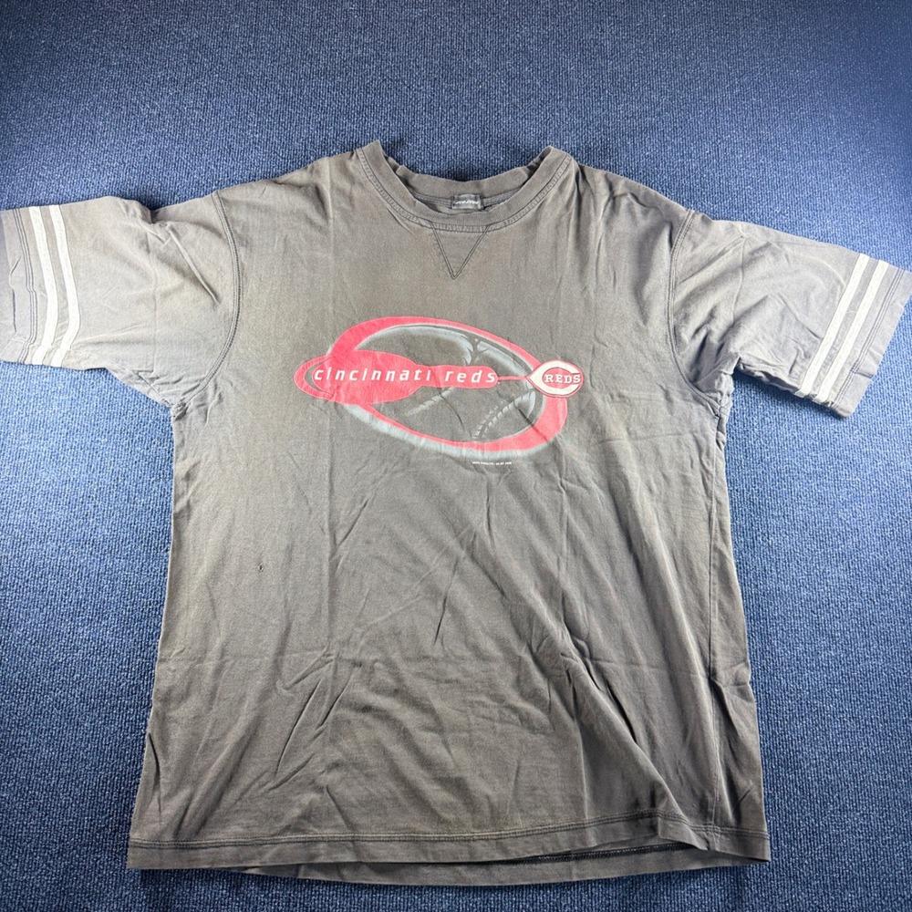 Vintage Pro Edge Cincinnati Reds Graphic T-Shirt Faded Black MLB Baseball Mens